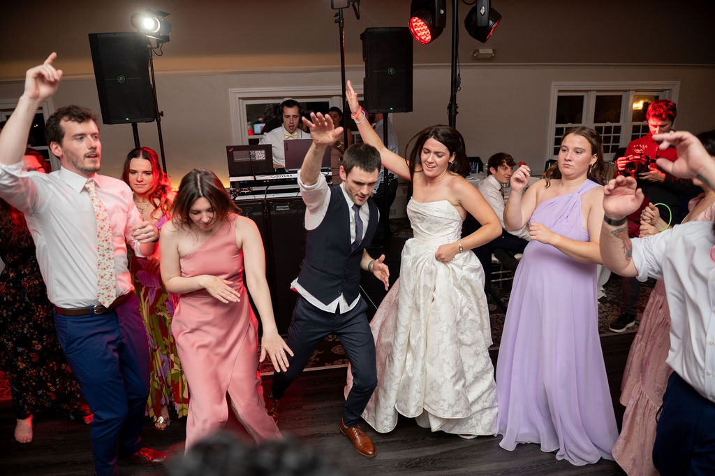 the Perfect NJ Wedding DJ: Tips for Brides